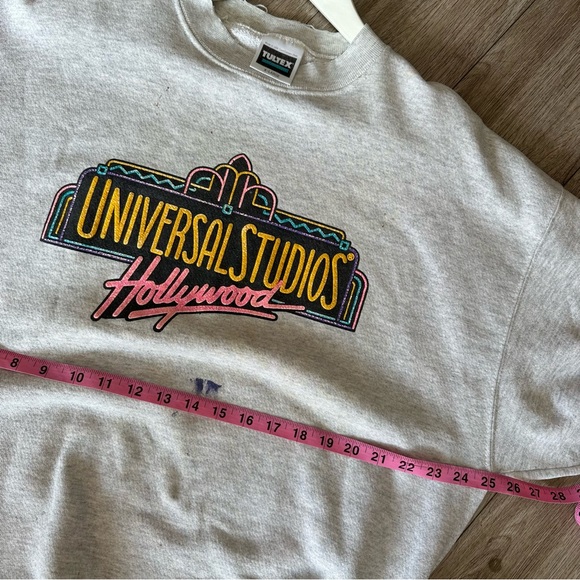 Vintage Universal studios crewneck - Picture 6 of 7